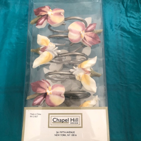 Flowers 12 Decorative Shower Curtain Hooks - Picture 3 of 4